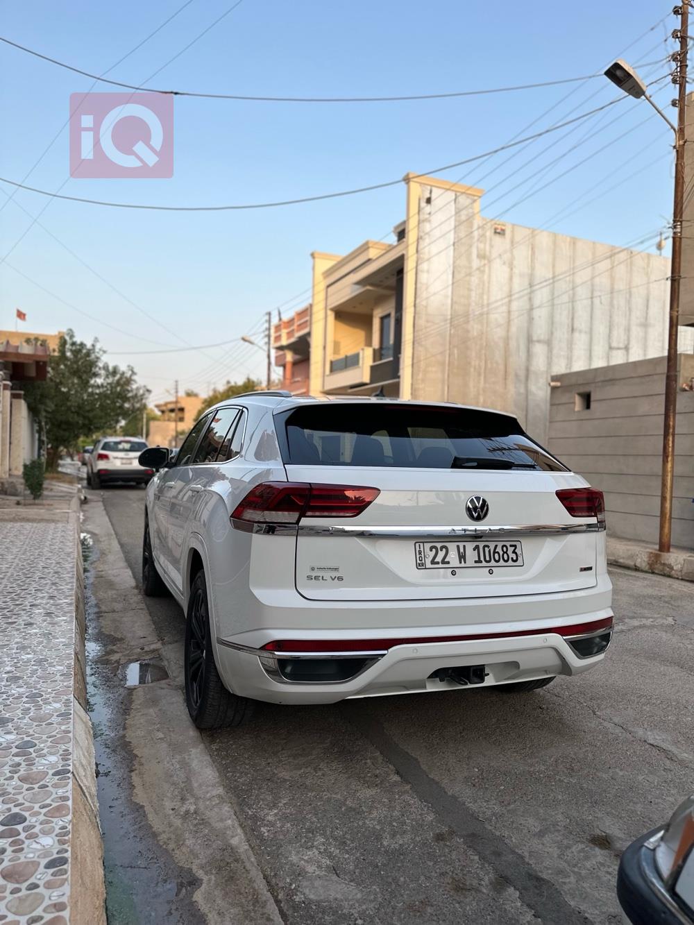 ڤۆڵکسواگن ئەتڵەس کرۆس سپۆرت